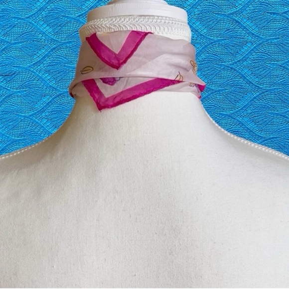 Elegant Pink Floral Scarf - Picture 9 of 12